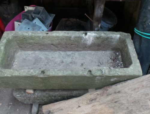 Long stone troughs PU458